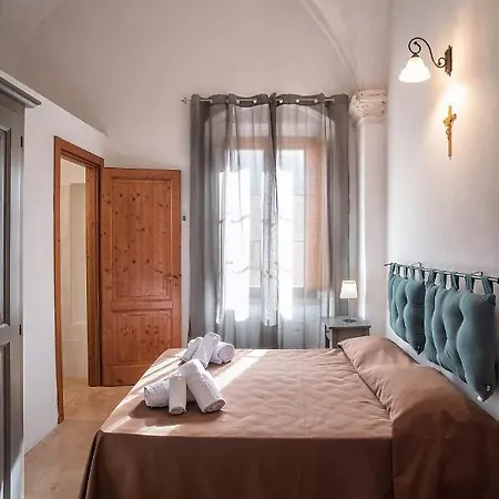 Hotel Casa Della Convivialità Don Tonino *